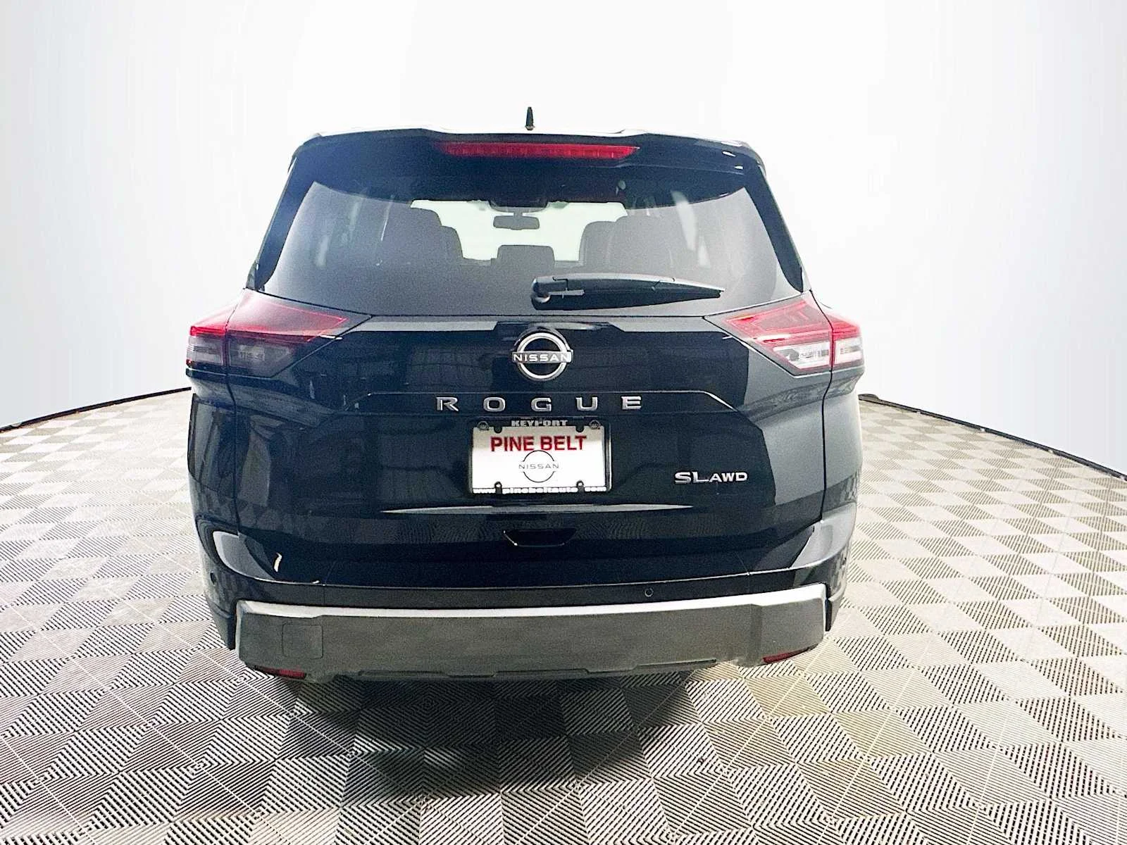 Used 2026 Super Black Nissan SL image 5