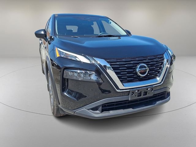Used 2021 Black Nissan S image 2