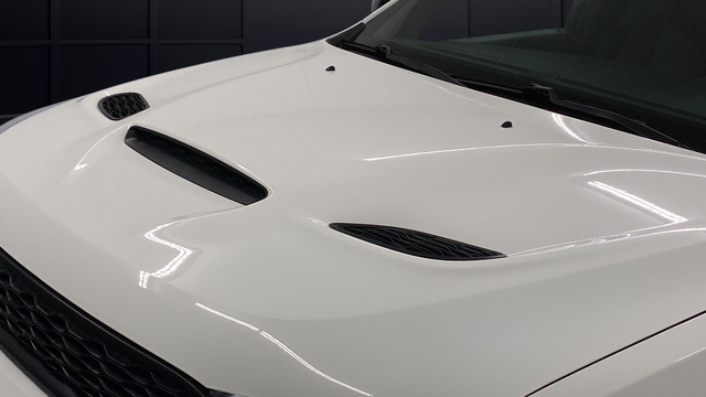Used 2025 White Knuckle Clearcoat Dodge R/T Plus image 47