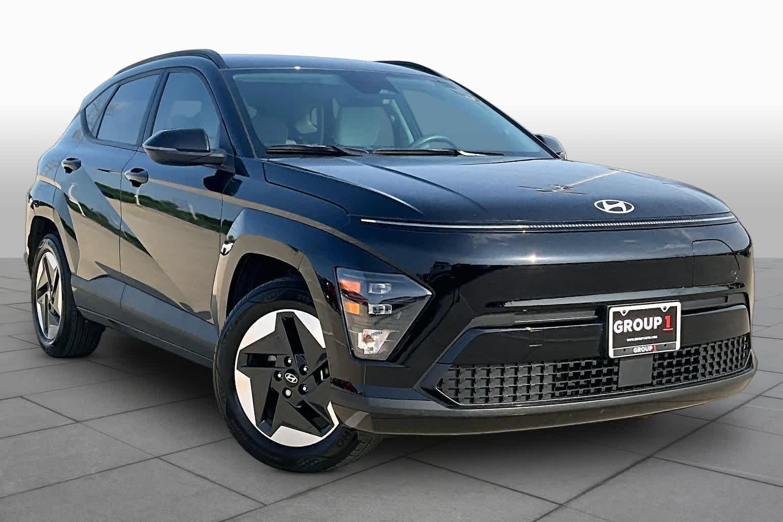 Used 2024 Hyundai Kona EV SEL with VIN KM8HC3A69RU010476 for sale in Houston, TX