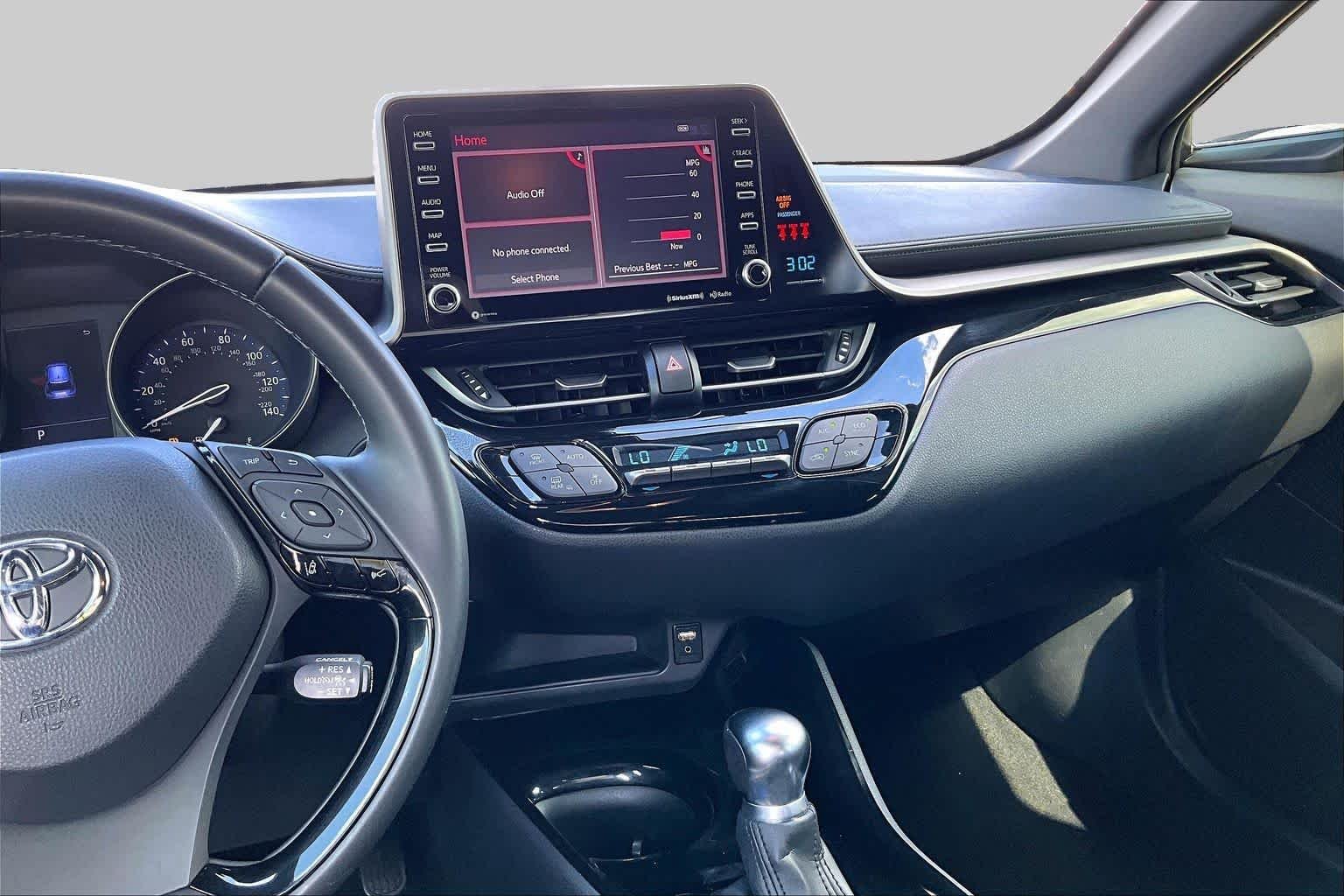 Used 2019 Ruby Flare Pearl w/Black Roof Toyota XLE image 7