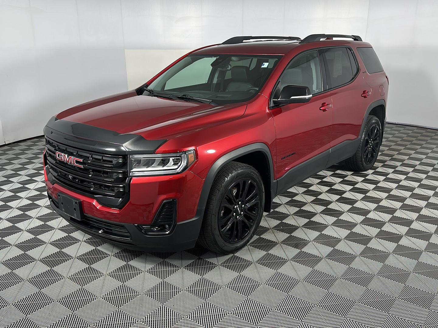 Used 2023 Volcanic Red Tintcoat GMC SLT image 14