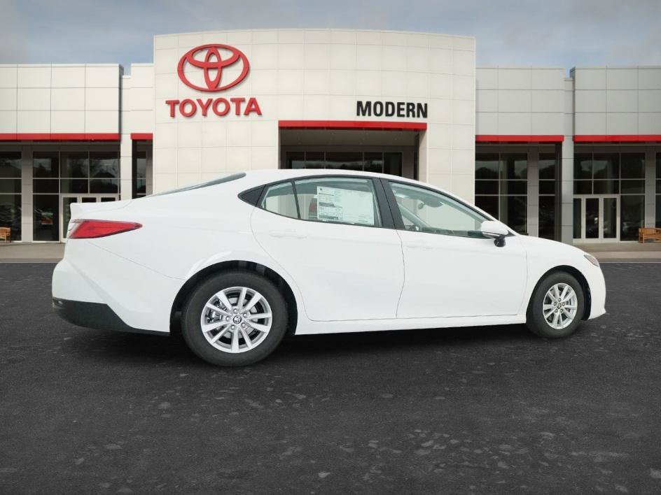 New 2026 Ice Cap Toyota LE image 4