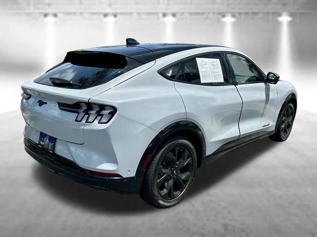 Certified Used 2023 White Metallic Ford Premium image 5