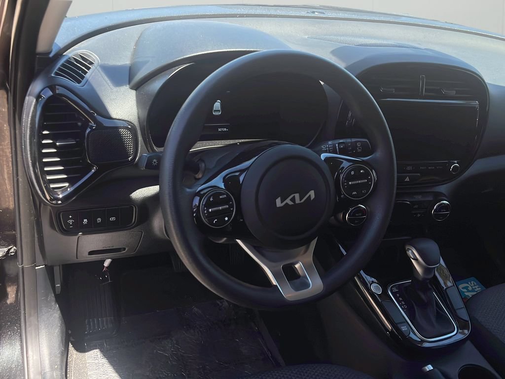 2023 Kia Soul S - Photo 12