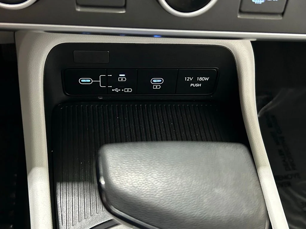 Used 2024 Denim Blue Pearl Hyundai SE image 31