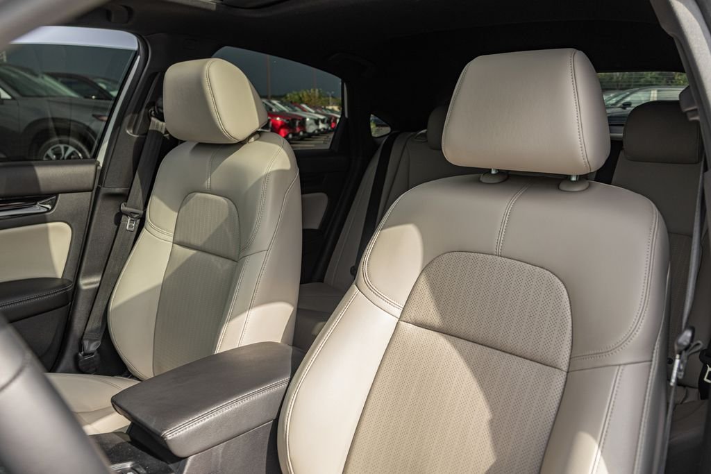 Used 2023  Honda Sport Touring image 12
