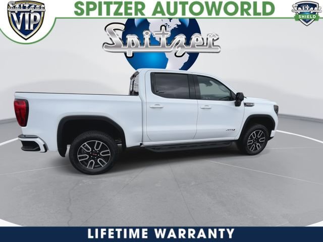 New 2026 Summit White GMC AT4 image 9