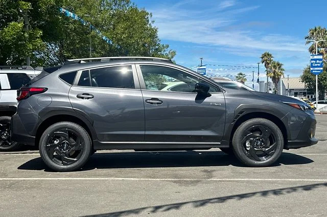 New 2026 MAGNETITE GRAY PEARL Subaru Sport Hybrid image 3