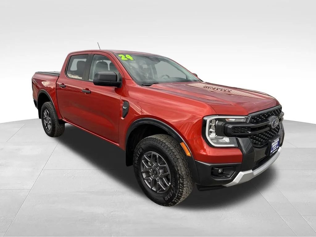 Used 2024 Red Ford XLT image 3