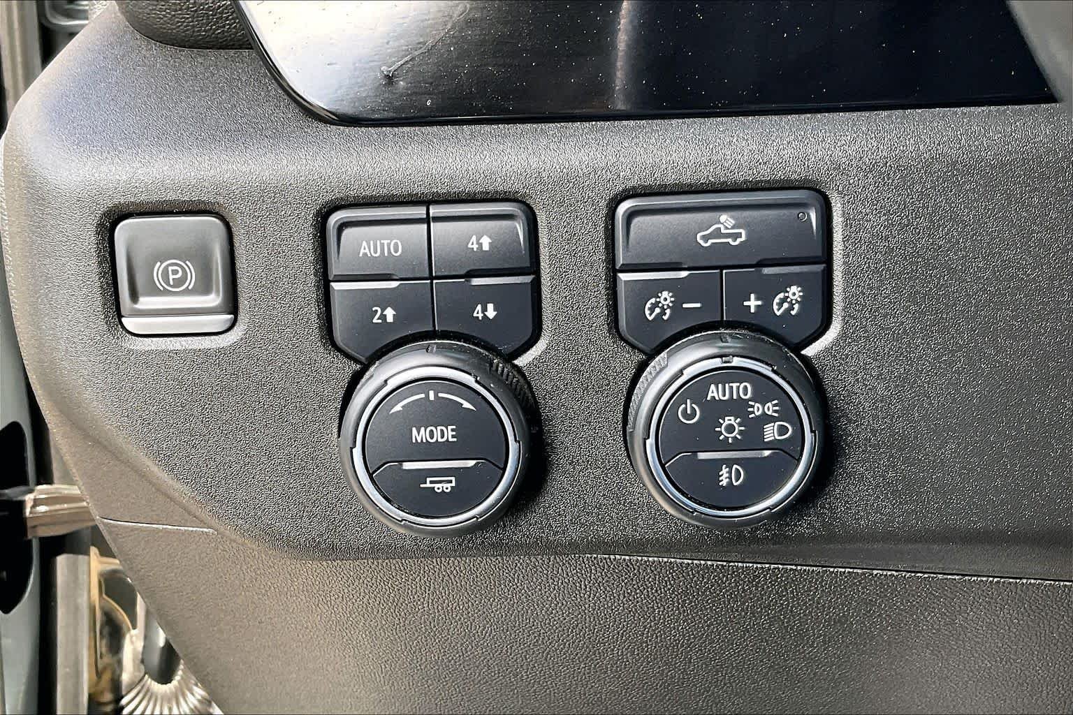Used 2023 Sterling Gray Metallic Chevrolet RST image 34
