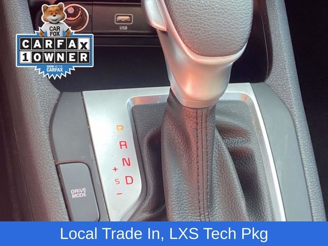 Used 2023 Red Kia LXS image 22