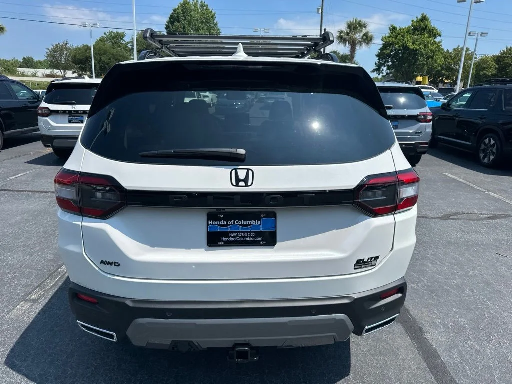 New 2026 Platinum White Pearl Honda Elite image 4