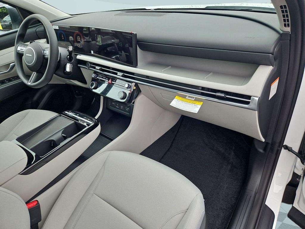 New 2026 White Hyundai SEL AWD image 29