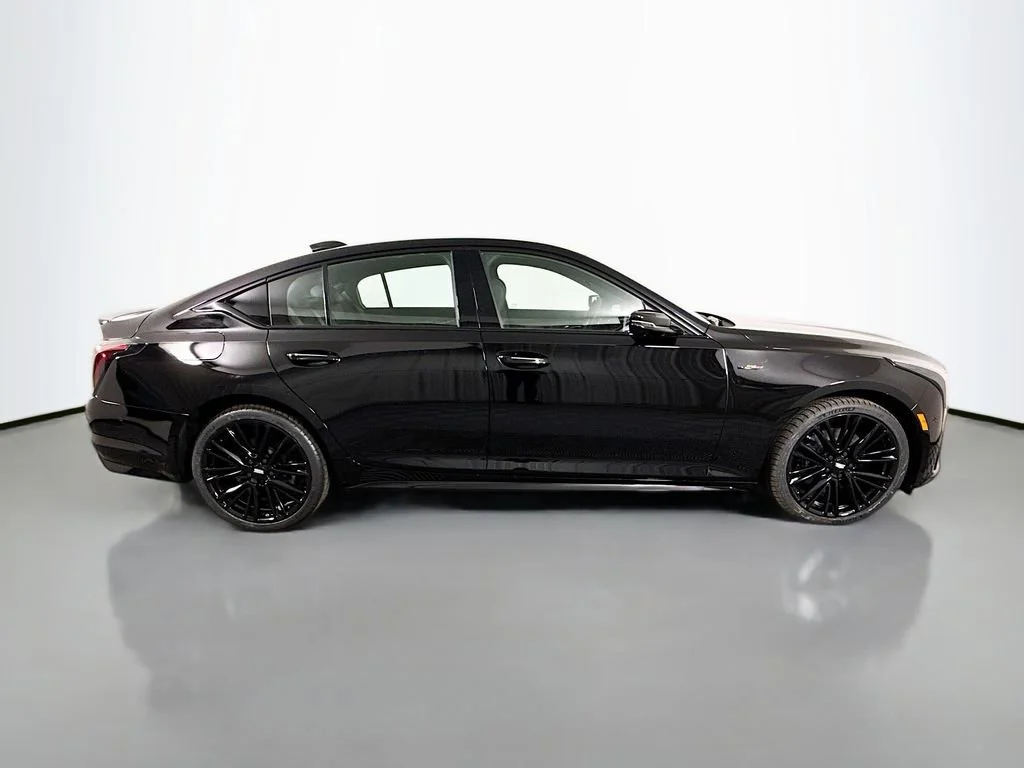 2026 Cadillac CT5 V-Series - Photo 8