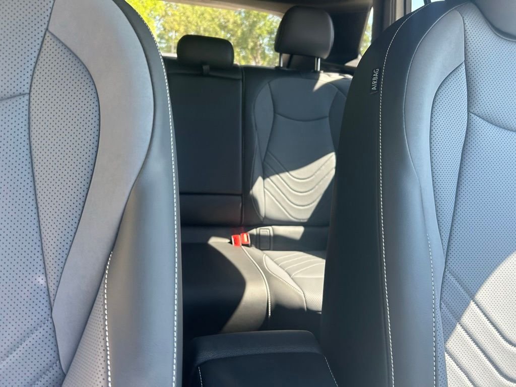 New 2026 White/off-white Volkswagen 2.0T SE R-Line Black image 39