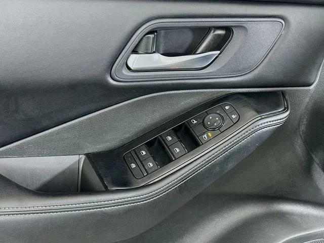 Certified Pre-Owned 2024 Nissan Rogue SV