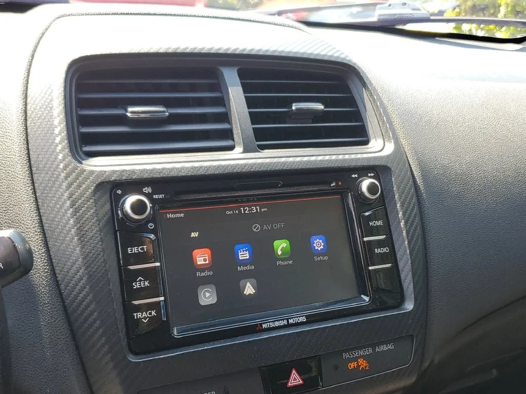 Used 2018  Mitsubishi 2.0 LE image 26