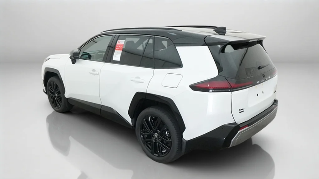 New 2026 Wind Chill Pearl with Midnight Black Metallic roof Toyota XSE image 14