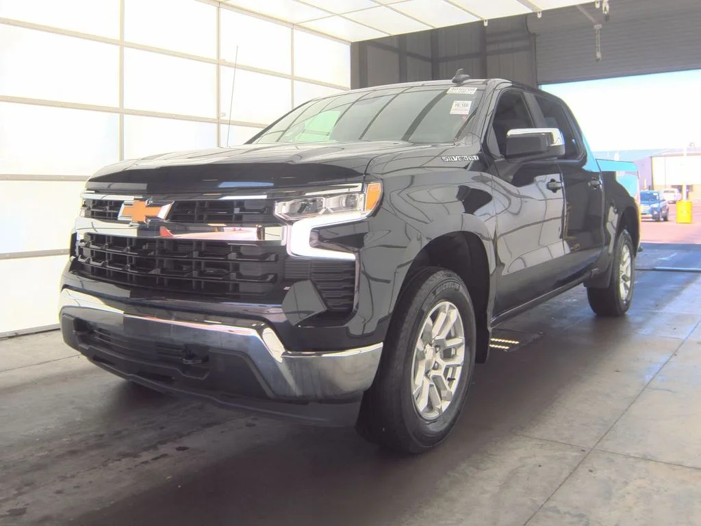2024 Chevrolet Silverado 1500 LT 2FL 4X4 Crew Cab Short Box's photo