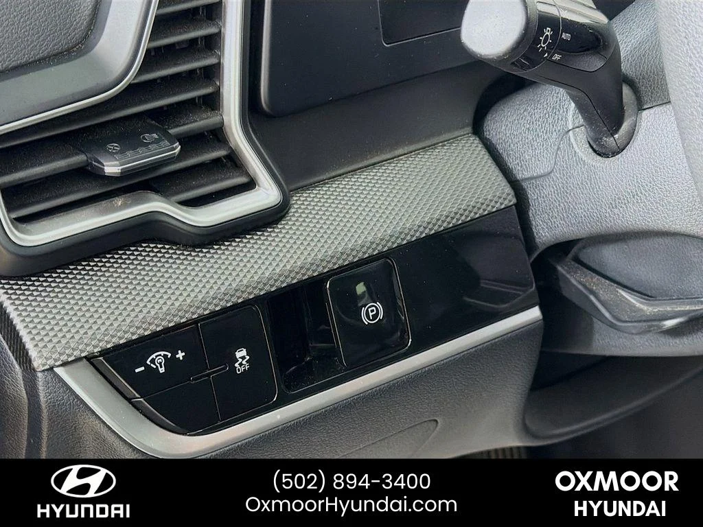 Used 2024 Gravity Gray Kia LX image 10