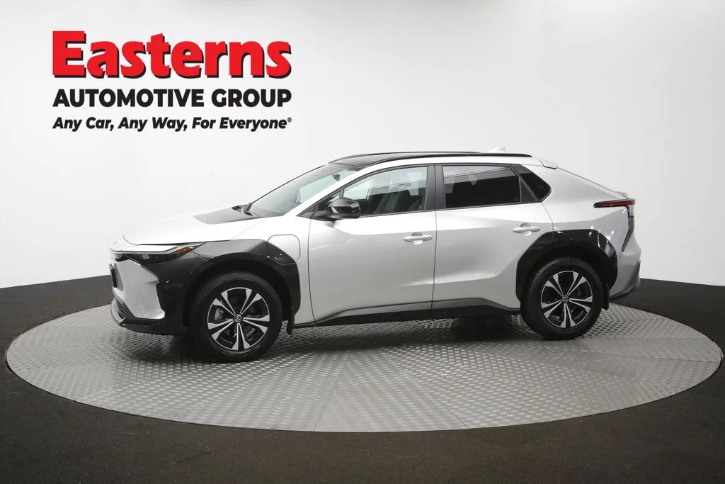 Used 2024 Silver Toyota XLE image 59