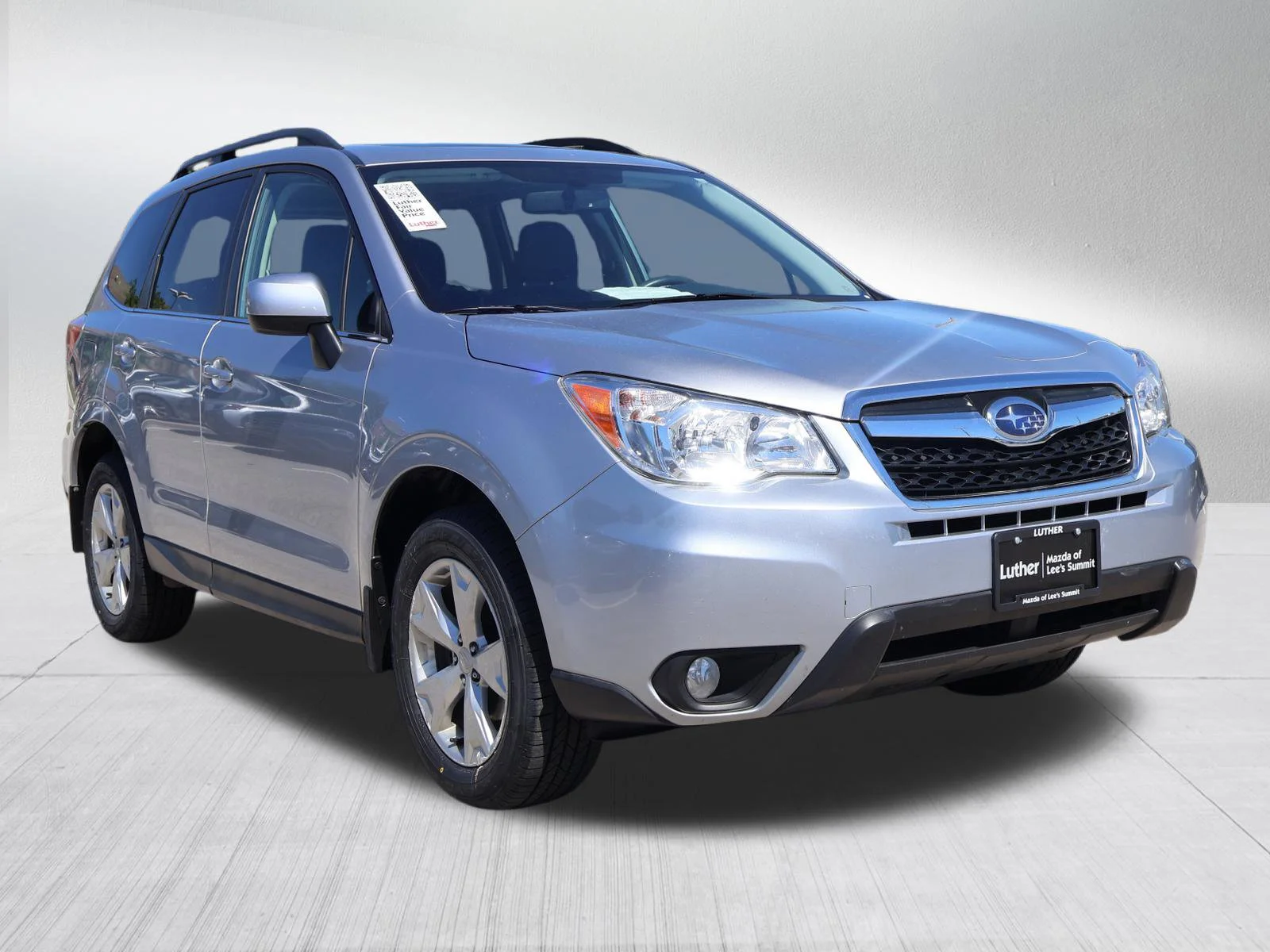 Used 2016 Subaru Forester i Limited with VIN JF2SJAHC5GH551581 for sale in Kansas City