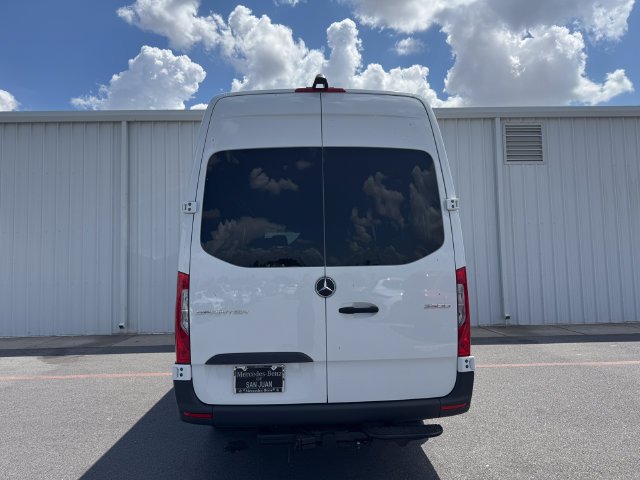 New 2026 Arctic White Mercedes-Benz Crew 170 WB image 54