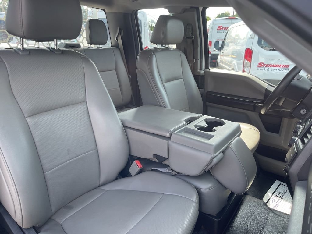 2019 Ford F-350 Super Duty Chassis Cab XL - Photo 25