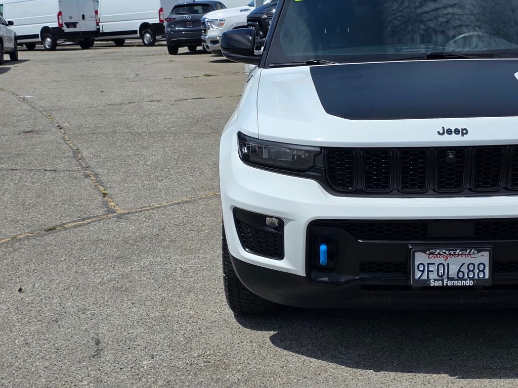 Certified Used 2022 White Jeep Trailhawk 4xe image 3