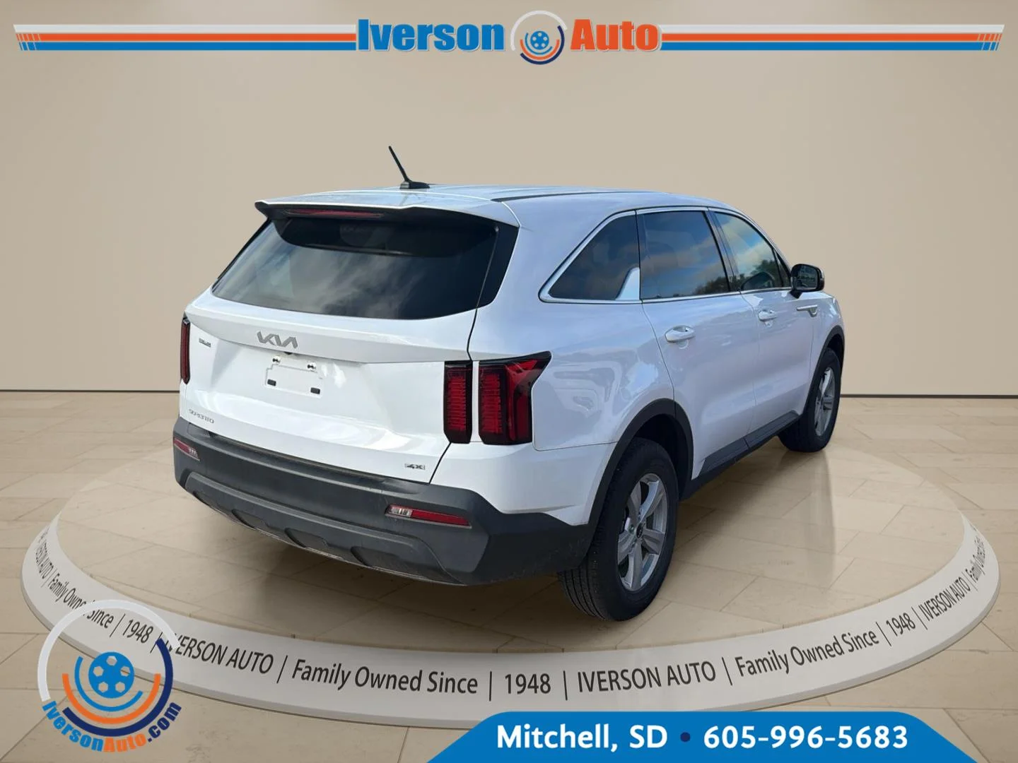 Used 2023 Glacial White Pearl KIA LX AWD image 5