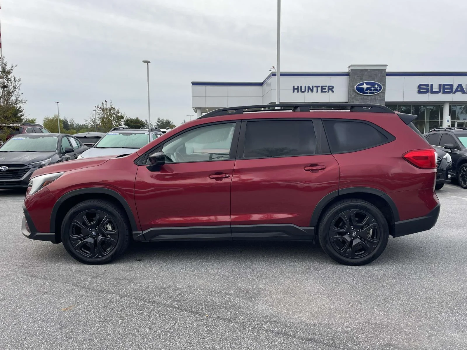 Used 2024 Crimson Red Pearl Subaru Onyx Edition image 24