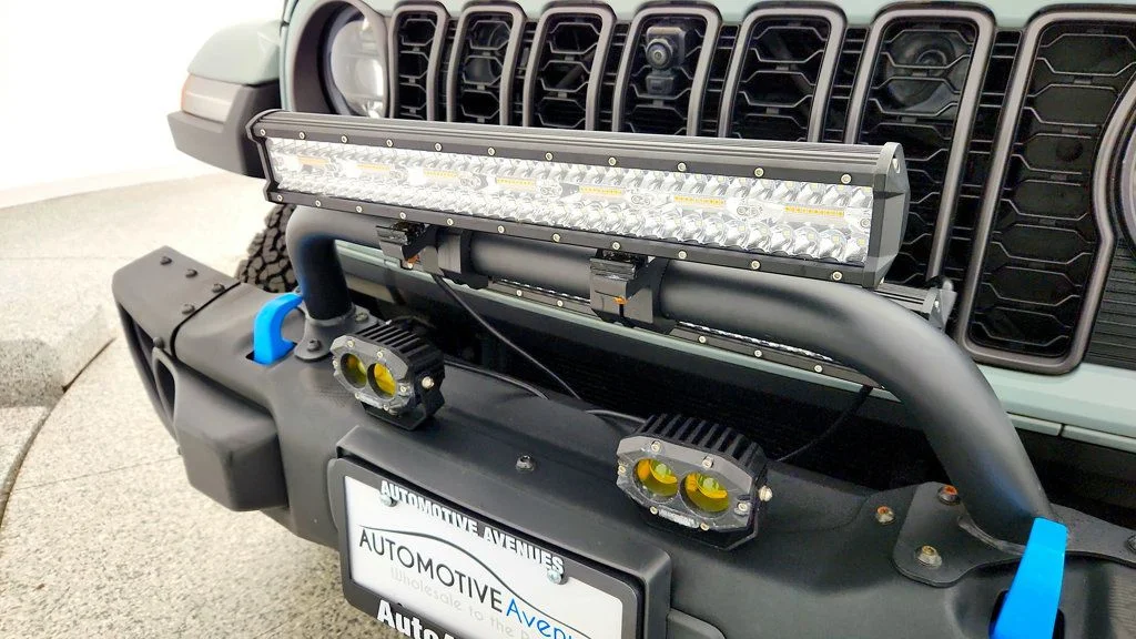 Used 2024 Earl Clearcoat Jeep Rubicon X 4xe w/ Nappa Leather, Rock-Trac & Off-Road Camera image 30