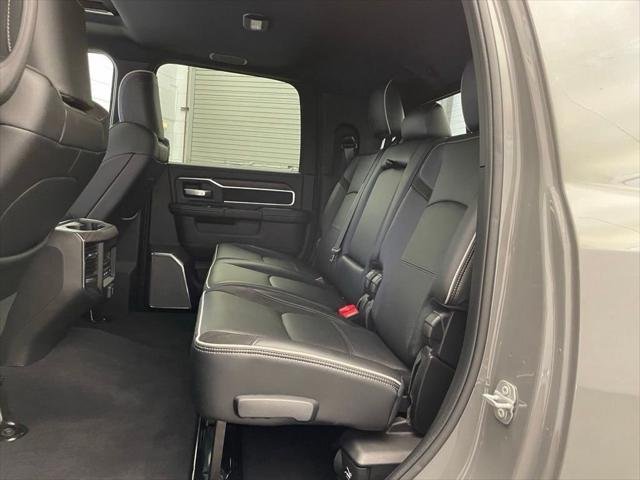 New 2026 Ceramic Gray Clear-Coat Exterior Paint RAM LARAMIE image 20