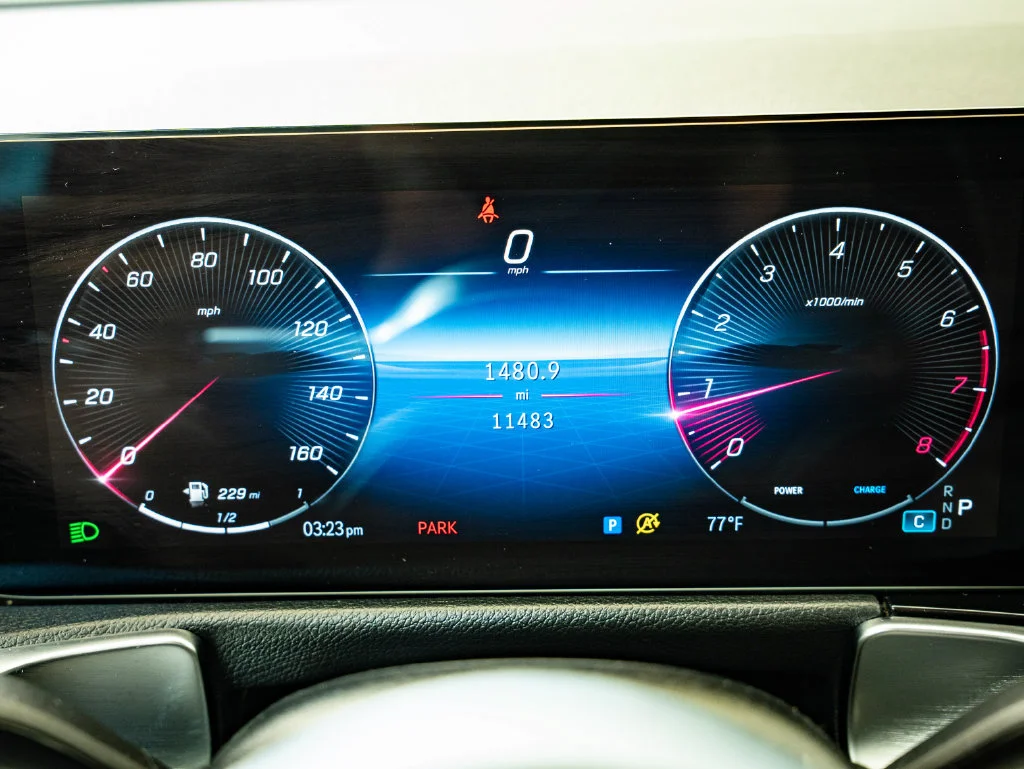 Used 2025 Night Black Mercedes-Benz GLB 250 image 29