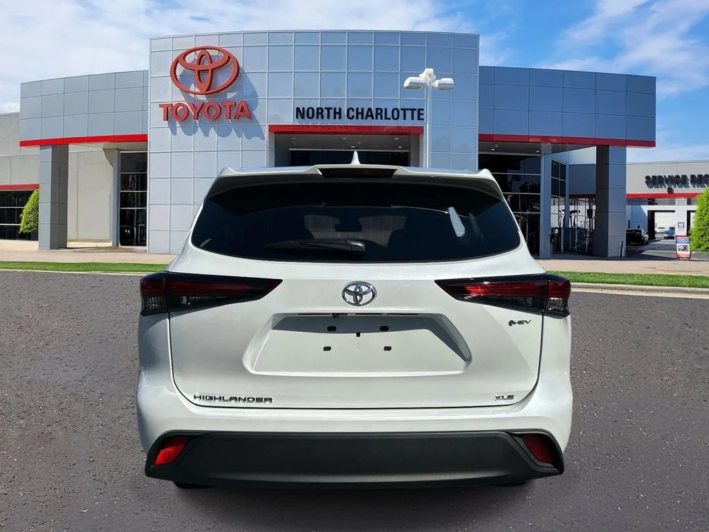 Used 2026 Beige Toyota XLE image 6