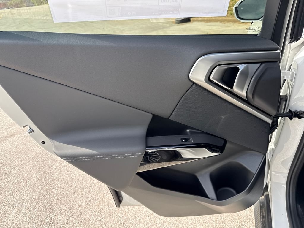 2026 BMW X3 30 - Photo 23
