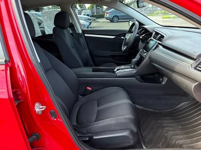 Used 2017  Honda EX image 9