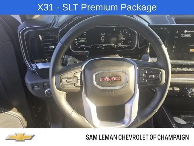 Used 2025 Onyx Black GMC SLT image 5