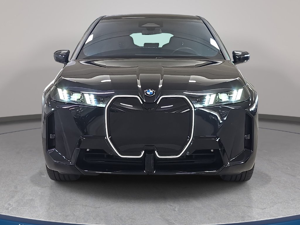 Used 2026 Black Sapphire Metallic BMW xDrive45 image 3