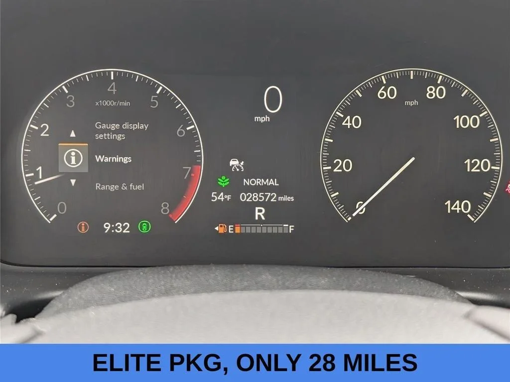 Used 2025 White Honda Elite image 37