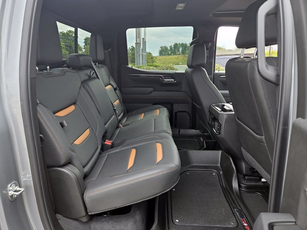 2025 GMC Sierra 1500 AT4 - Photo 14