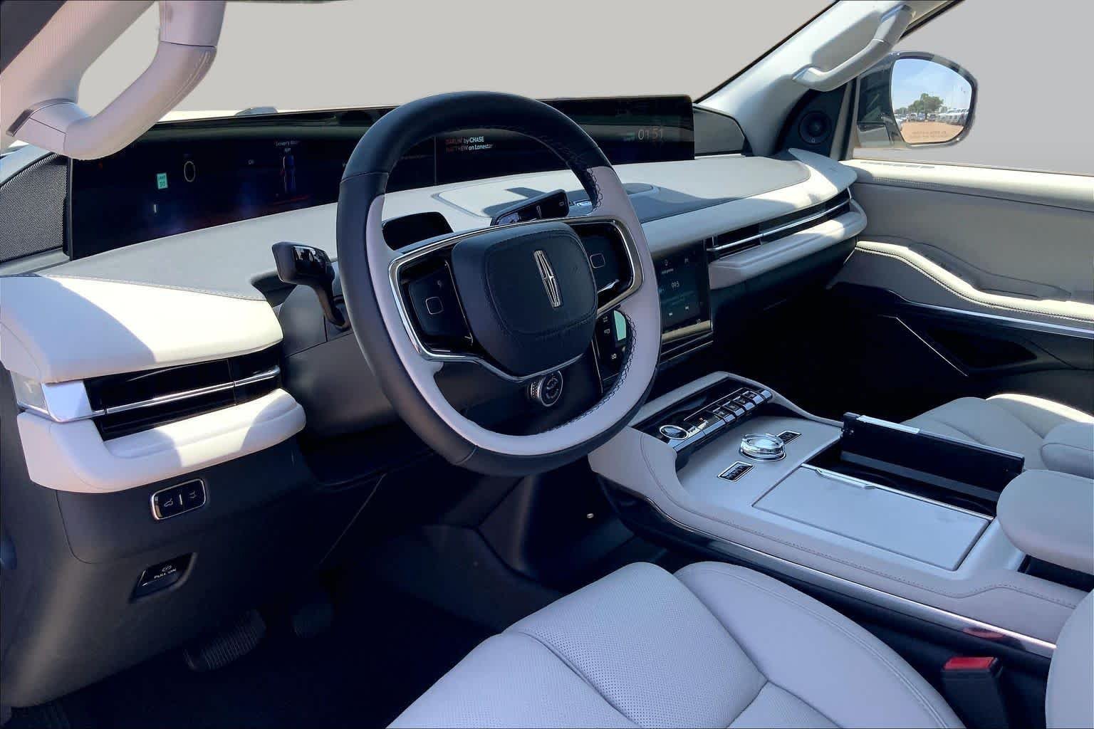 New 2026 Pristine White Metallic Tri-Coat Lincoln Premiere L image 8
