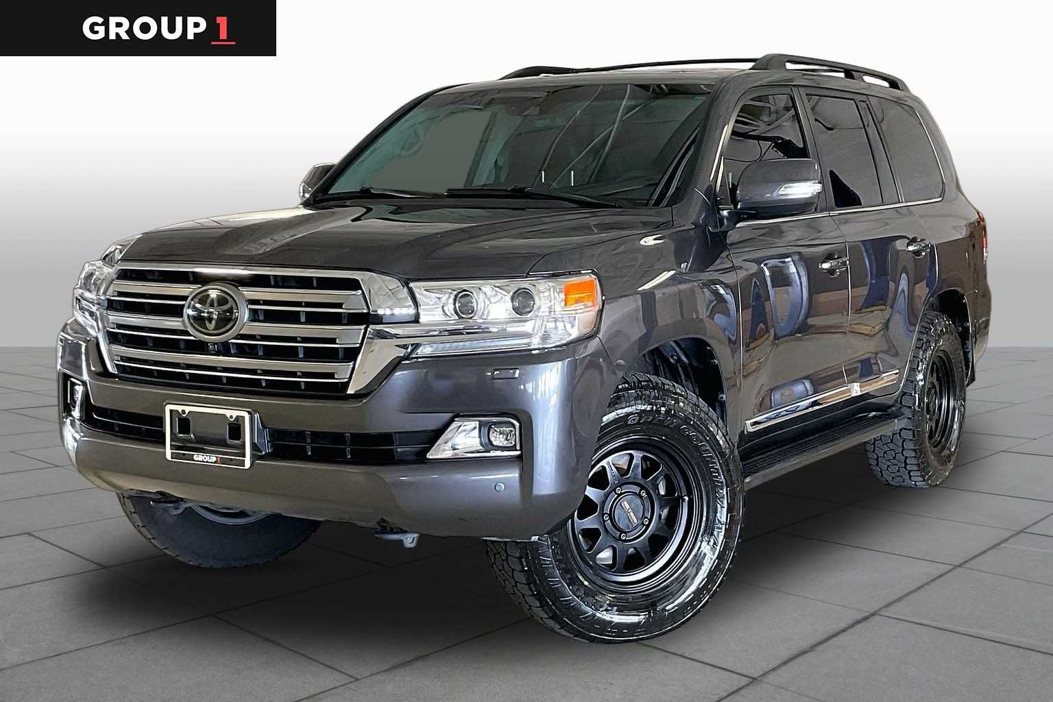 2018 Toyota Land Cruiser