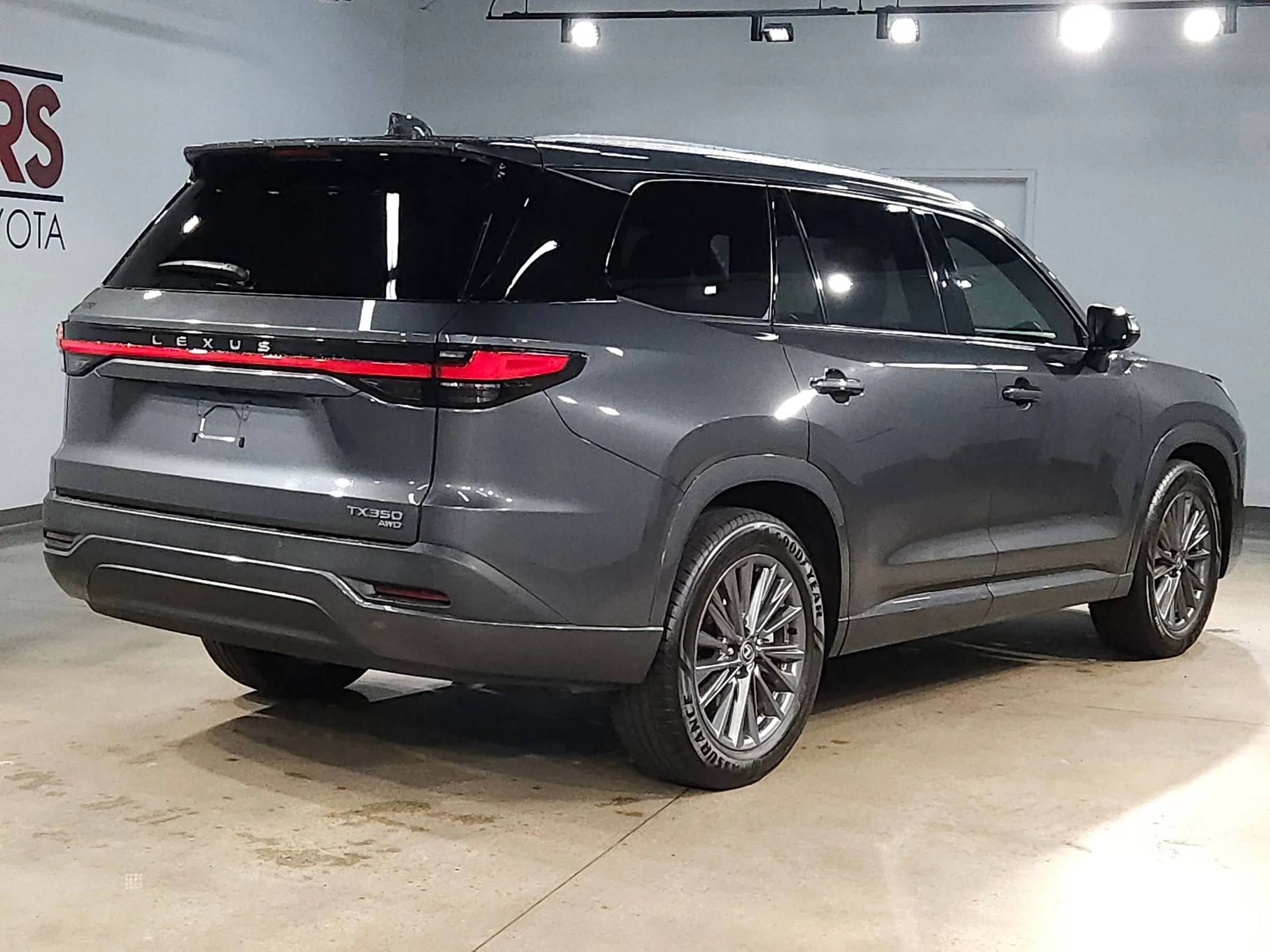 2025 Lexus TX Base - Photo 7