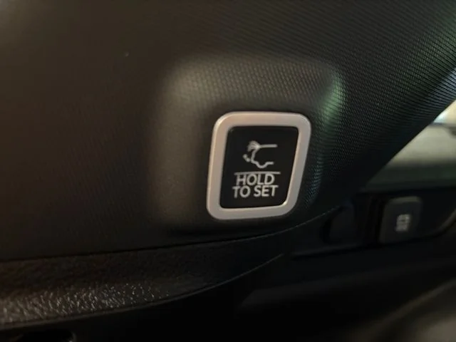 New 2027 Gray Jeep Limited image 19