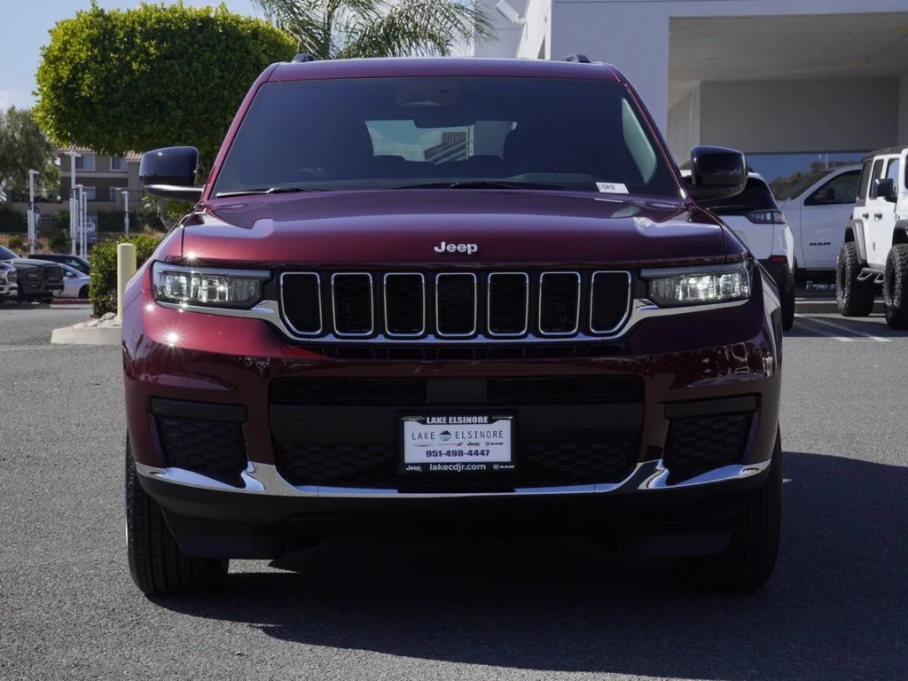 New 2026 Velvet Red Pearlcoat Jeep Laredo image 9