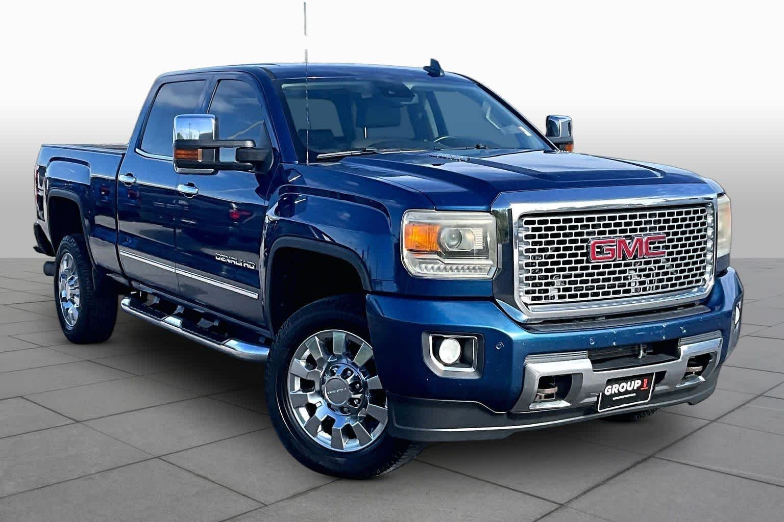 Used 2016 Stone Blue Metallic GMC Denali image 3