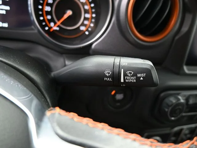 Used 2023 Black Jeep Mojave image 30