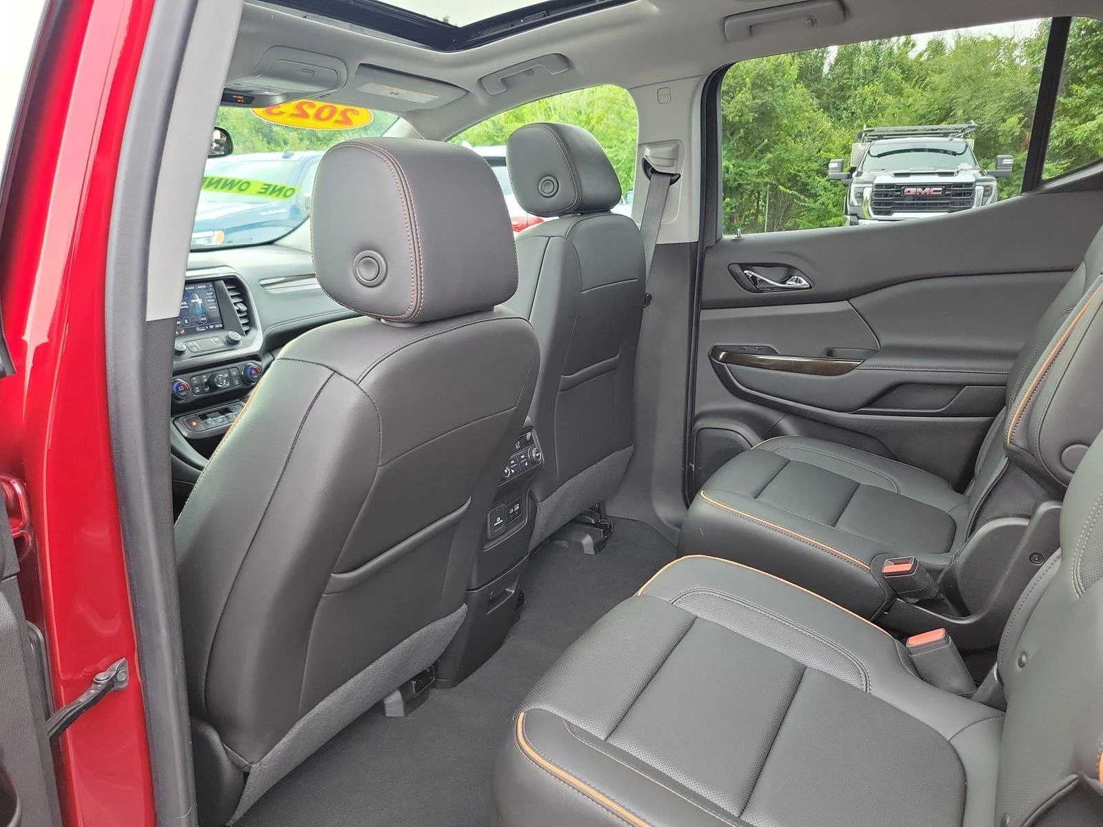 Used 2023 VOLCANIC RED TINTCOAT GMC AT4 image 16